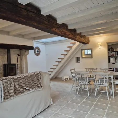 La Charmesienne بيت للعطل